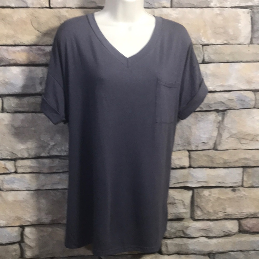 Miholl V-Neck Pocket Tee